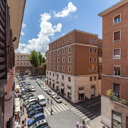 Vatican Borgo Pio Splendid شقة
