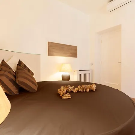 Vatican Borgo Pio Splendid Apartment *