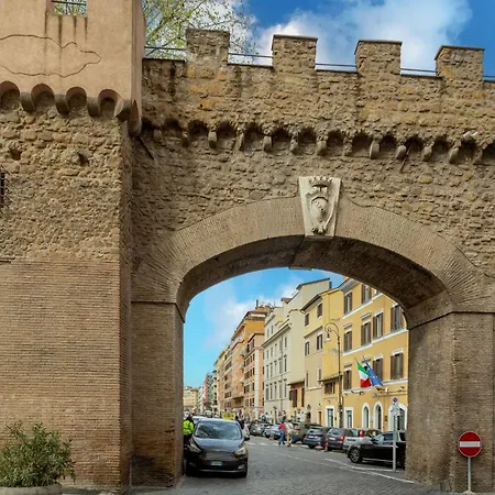 Vatican Borgo Pio Splendid